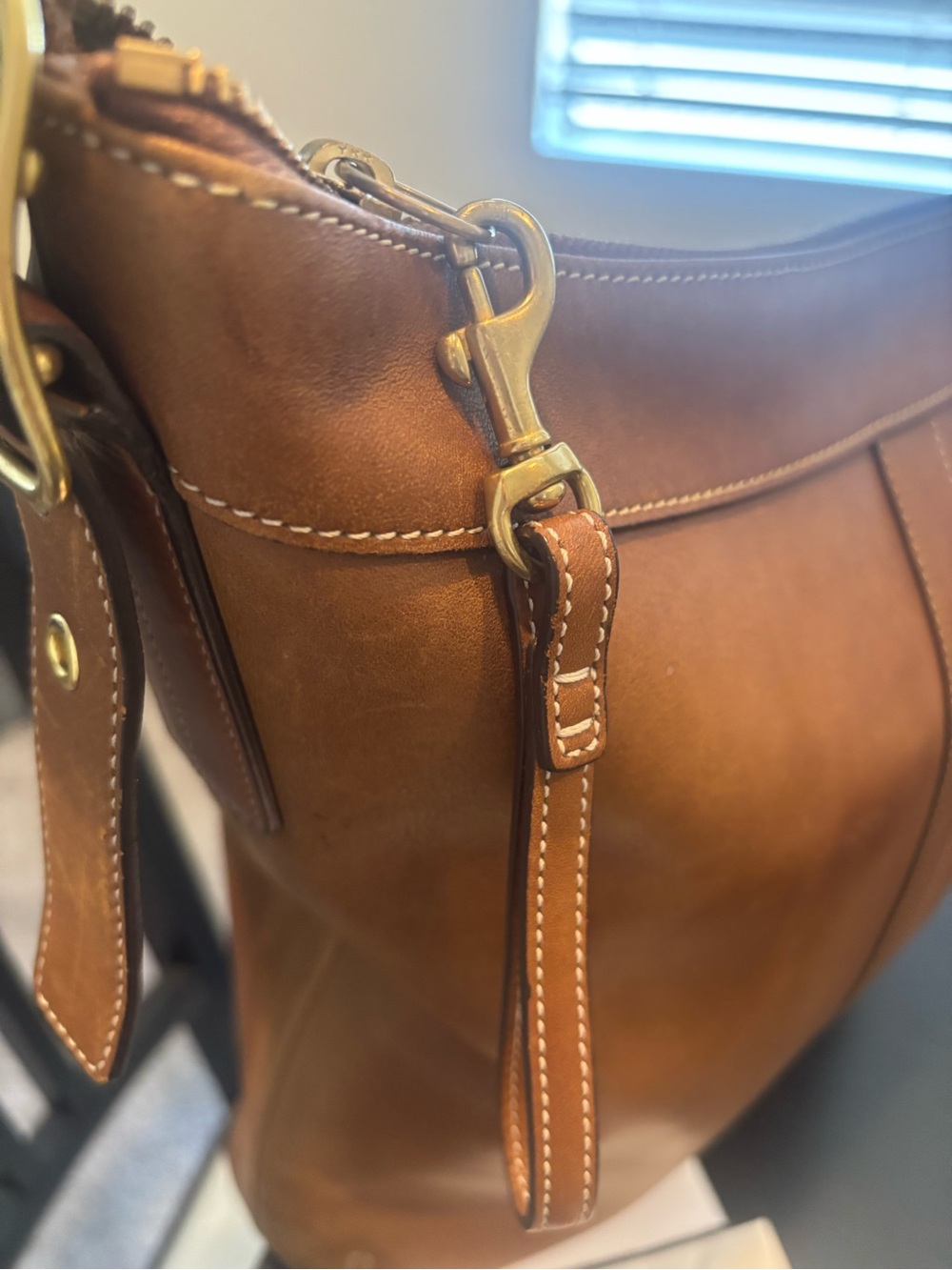 04' Vintage Coach Legacy Slim Duffle - Picture 7 of 13